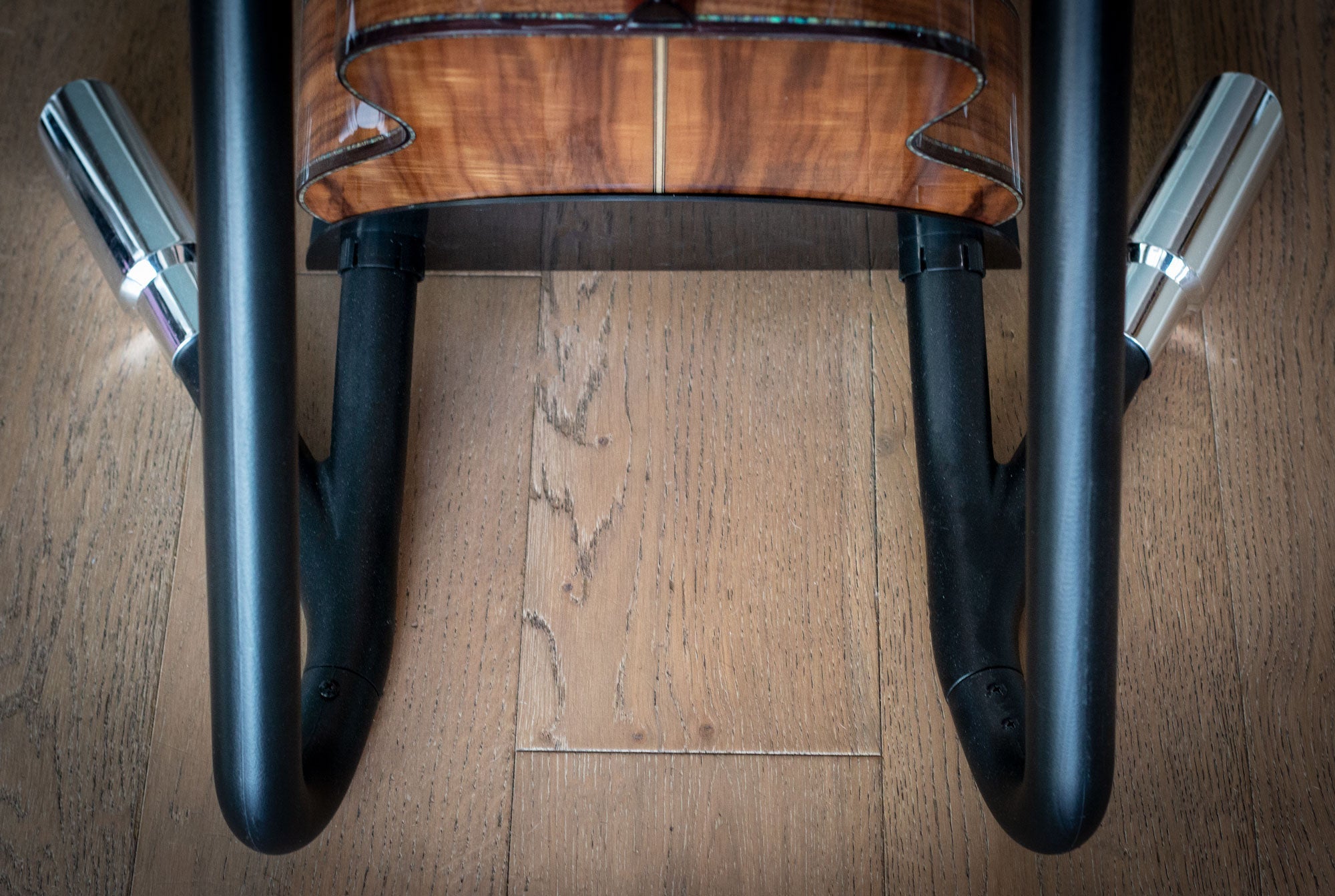 Rev Stand - Zaar Guitars