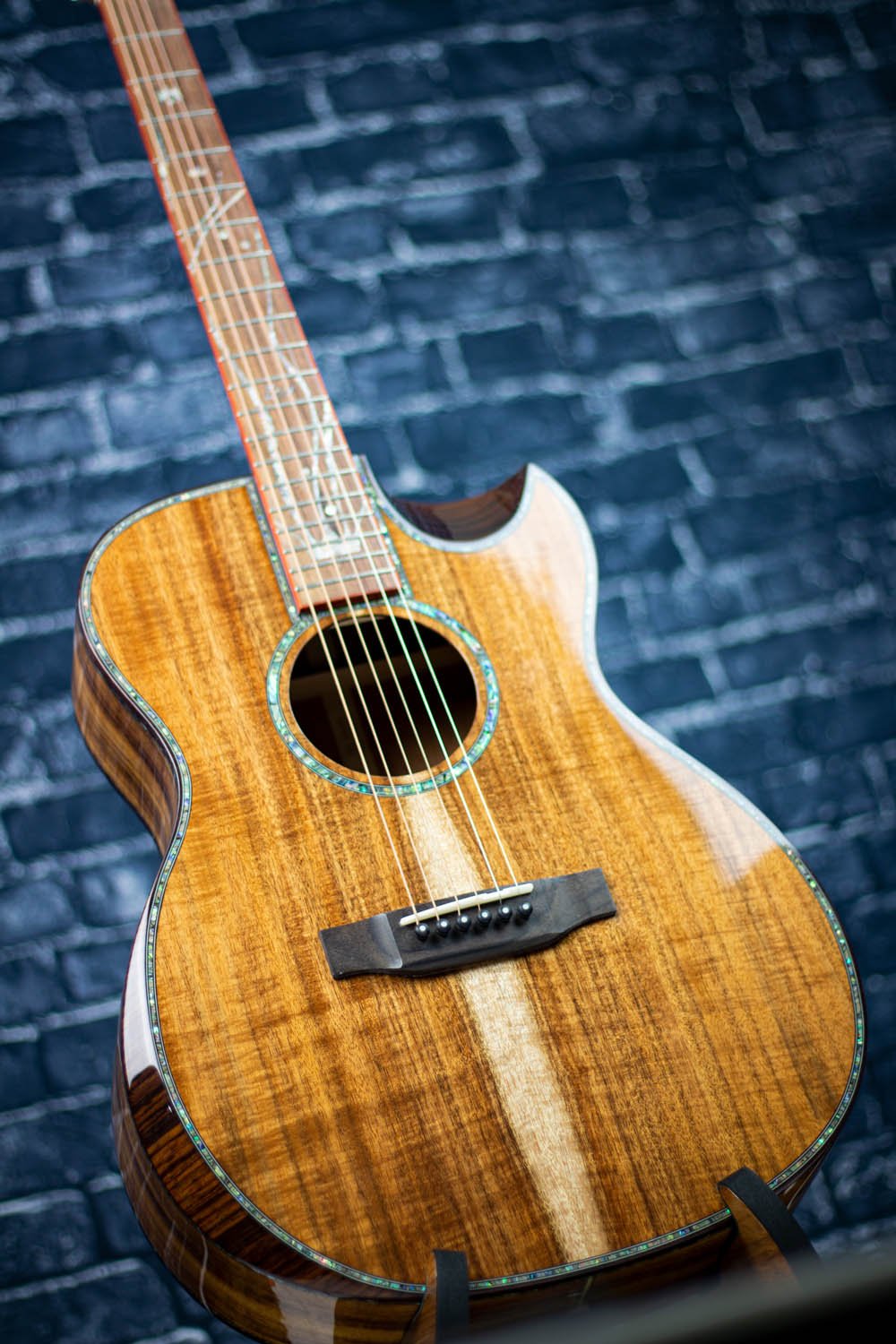 Z690 - Koa Acoustic - Elite Series - Zaar Guitars